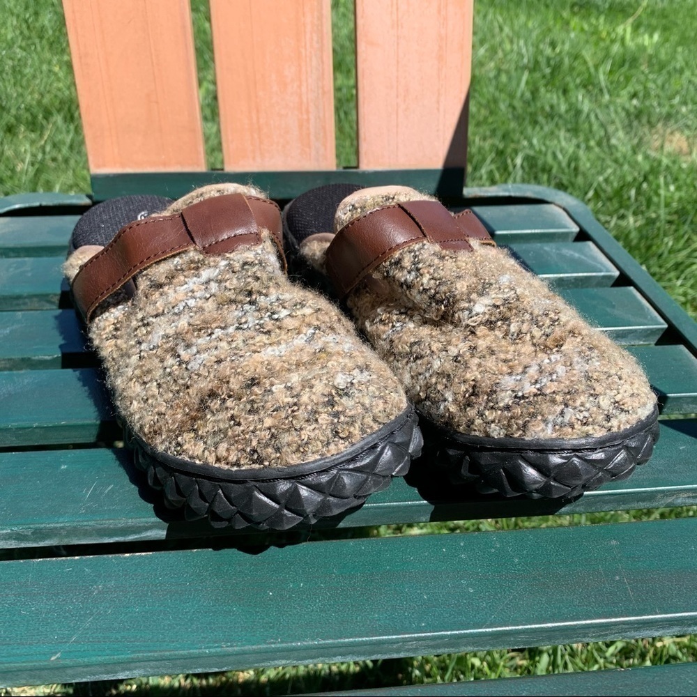Corkys Footwear Brown Fleece‎ Clogs
